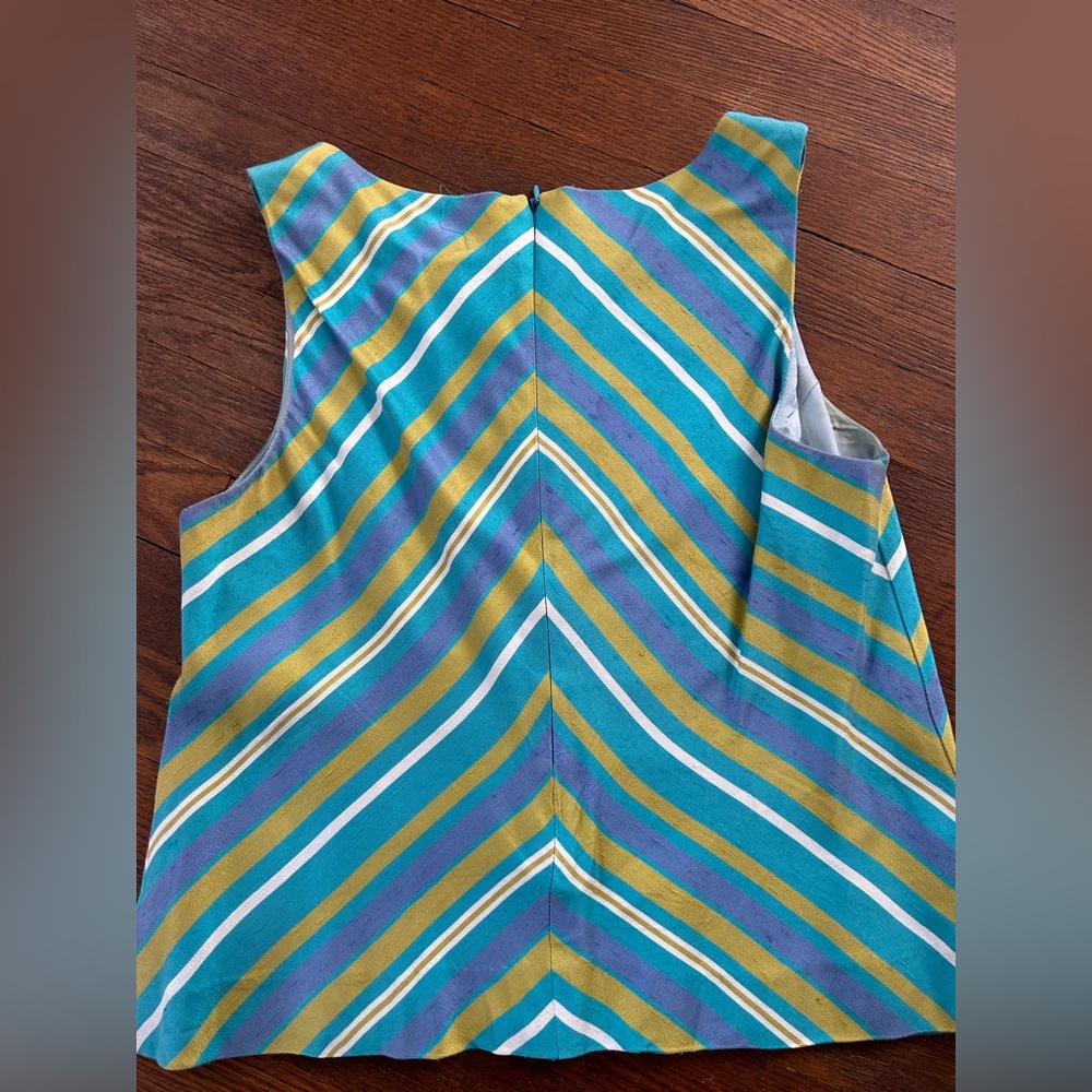 Vintage Top - Picture 2 of 2
